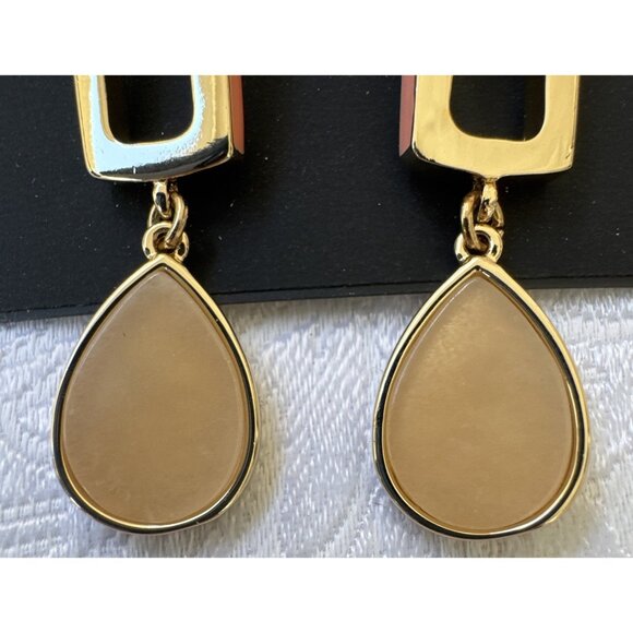 Laundry by Shelli Segal Goldtone Square Cream Ovals Dangle Drop NWT - Picture 3 of 10